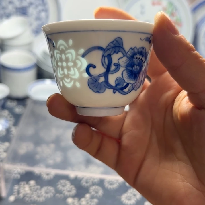 手绘雕刻功夫小茶杯