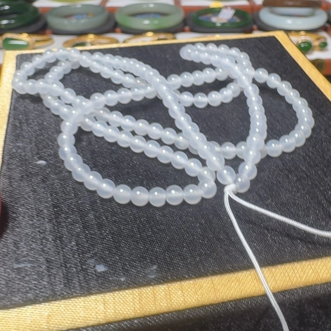 青***尘和田玉未镶嵌手链请认真阅读购买协议