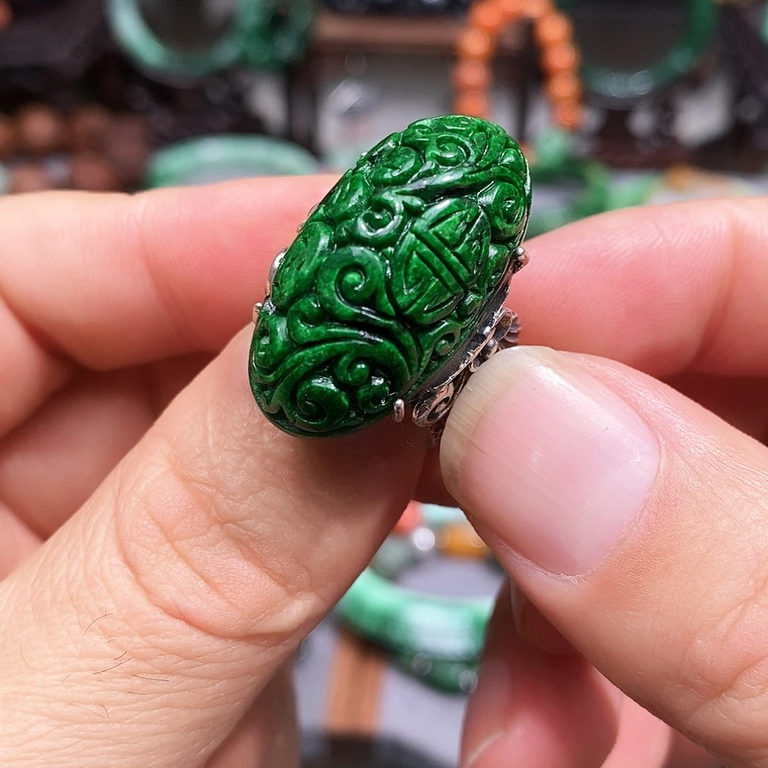 银S925镶嵌戒指翡翠漂亮美眉