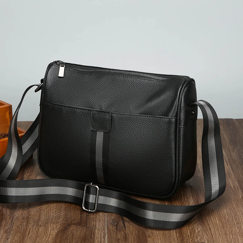 新款2025真皮潮流通勤休闲百搭单肩斜挎包头层牛皮男士皮包大容量