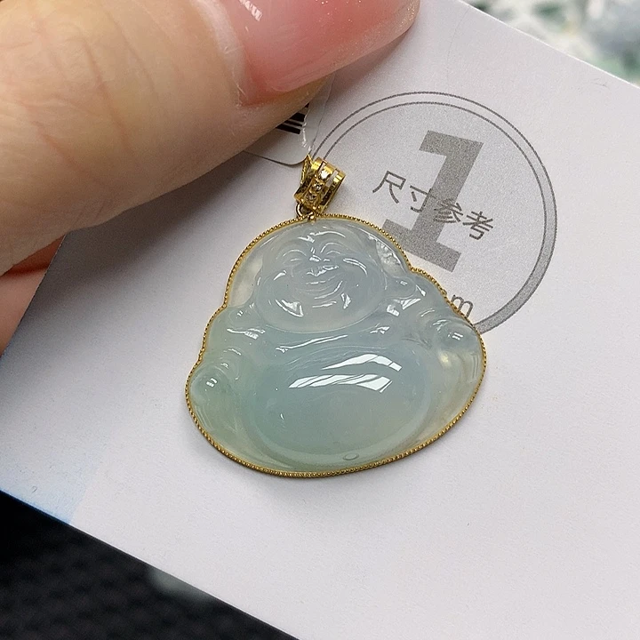 颈饰18K金镶嵌翡翠