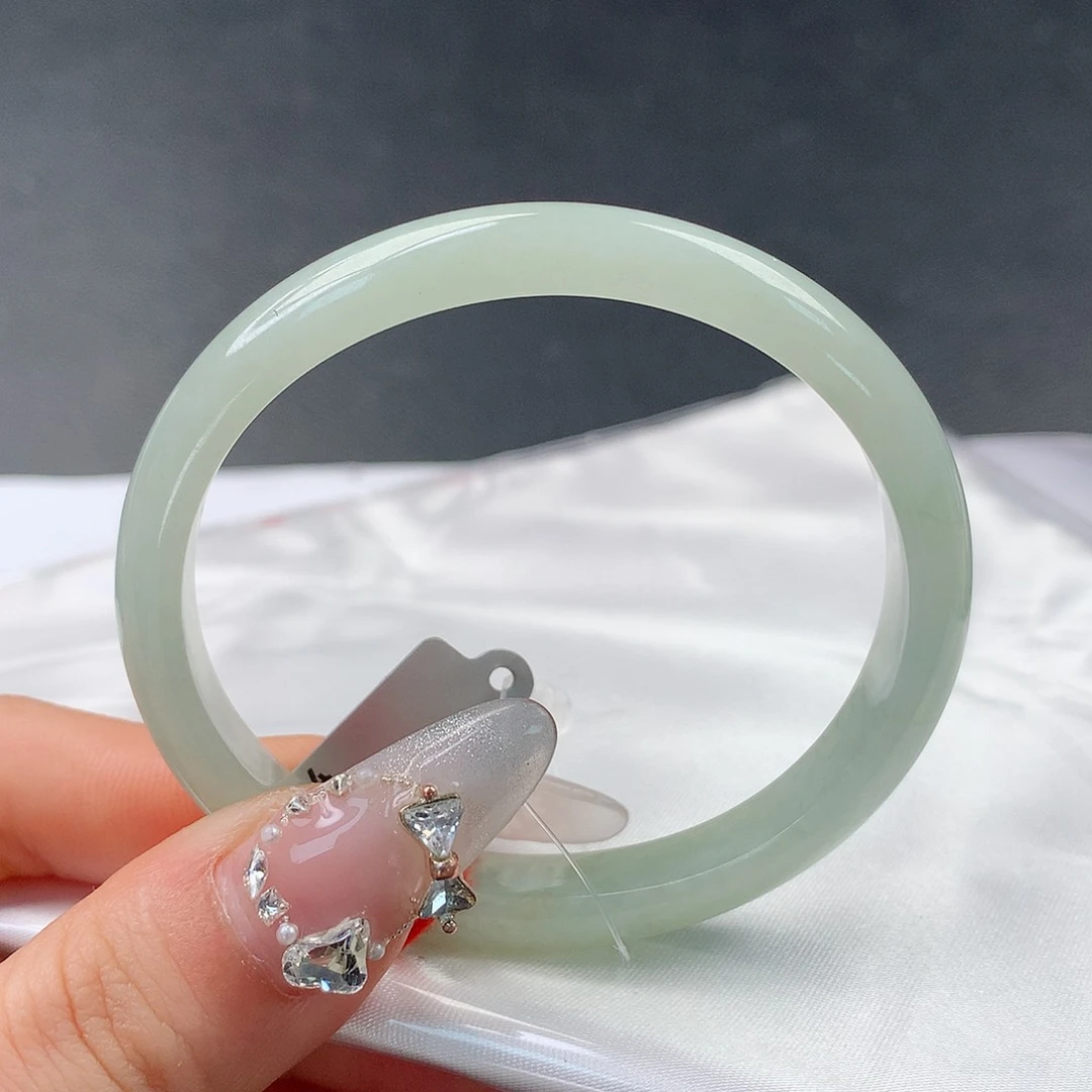 翡翠手镯未镶嵌30贵妃54