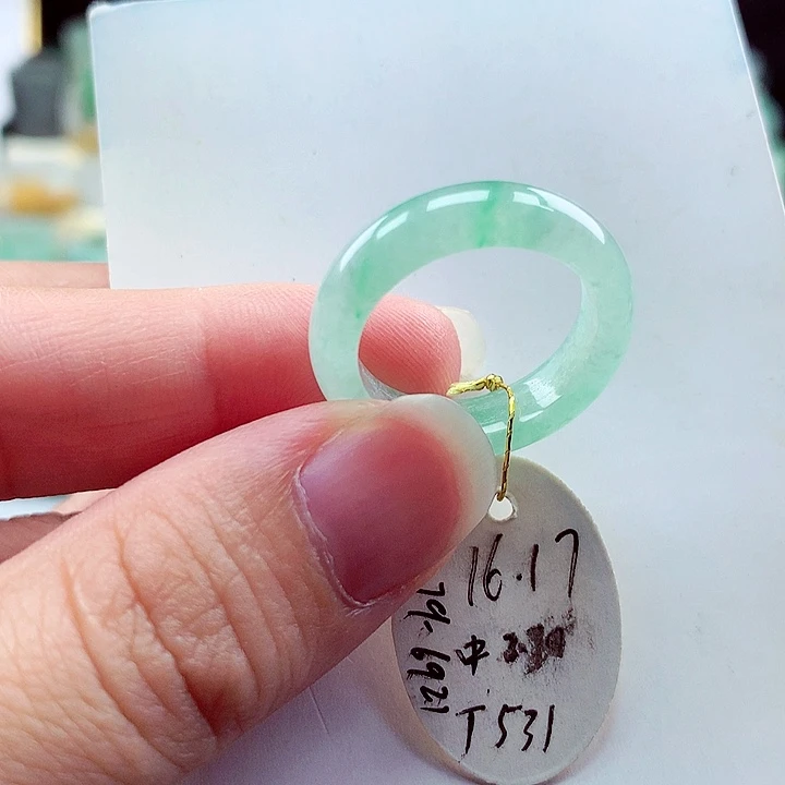 翡翠戒指未镶嵌16.17号