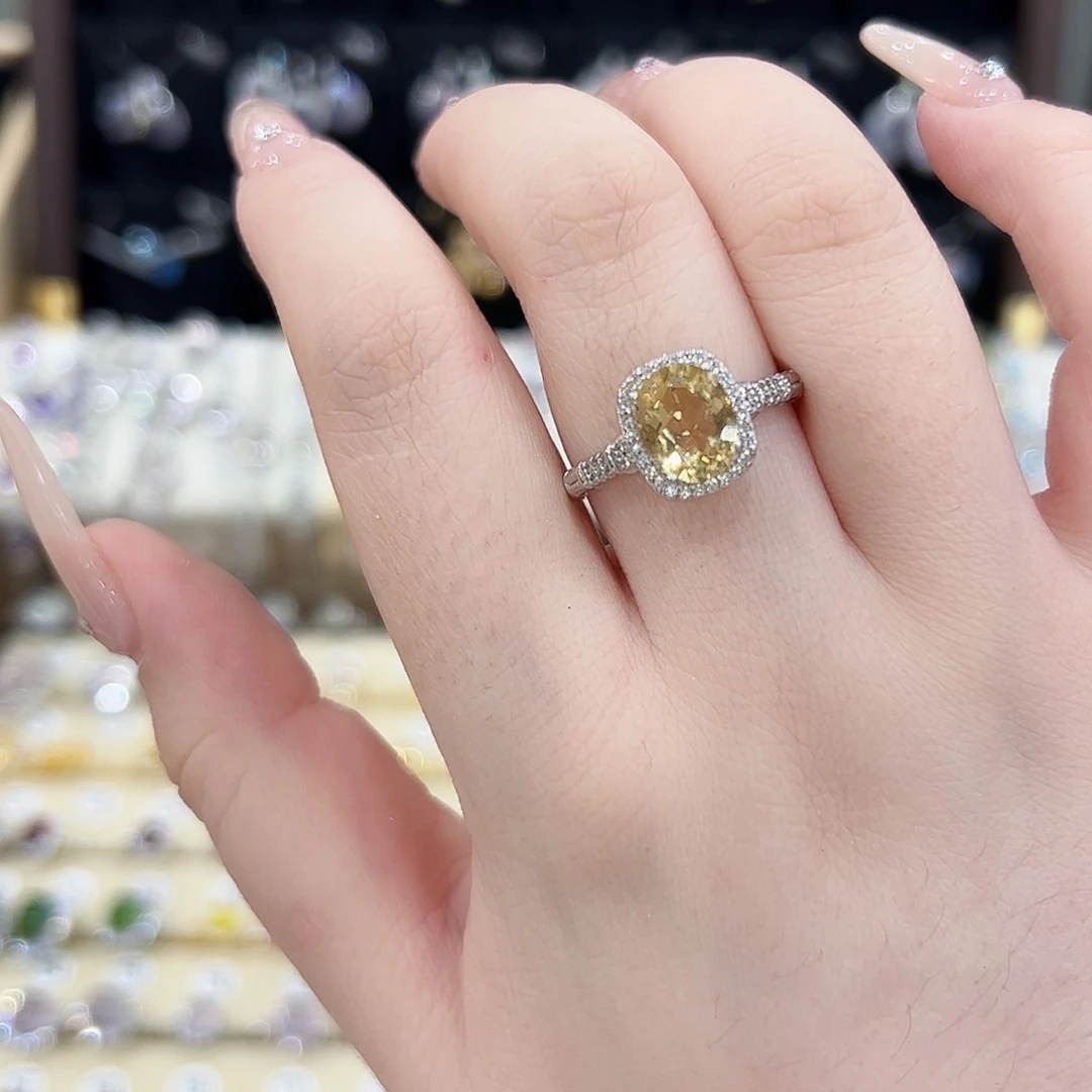 Y****银S925镶嵌水晶戒指