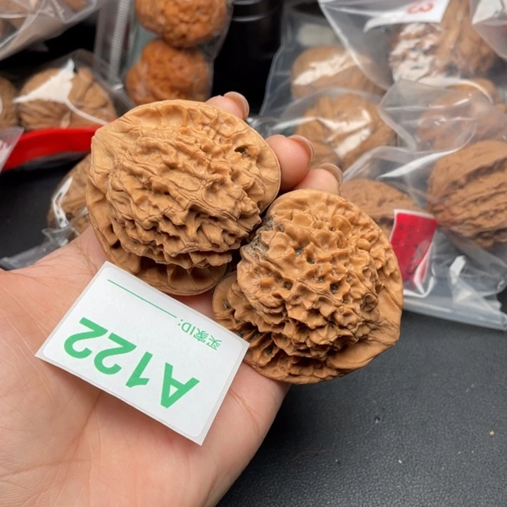 文玩核桃吊坠核桃