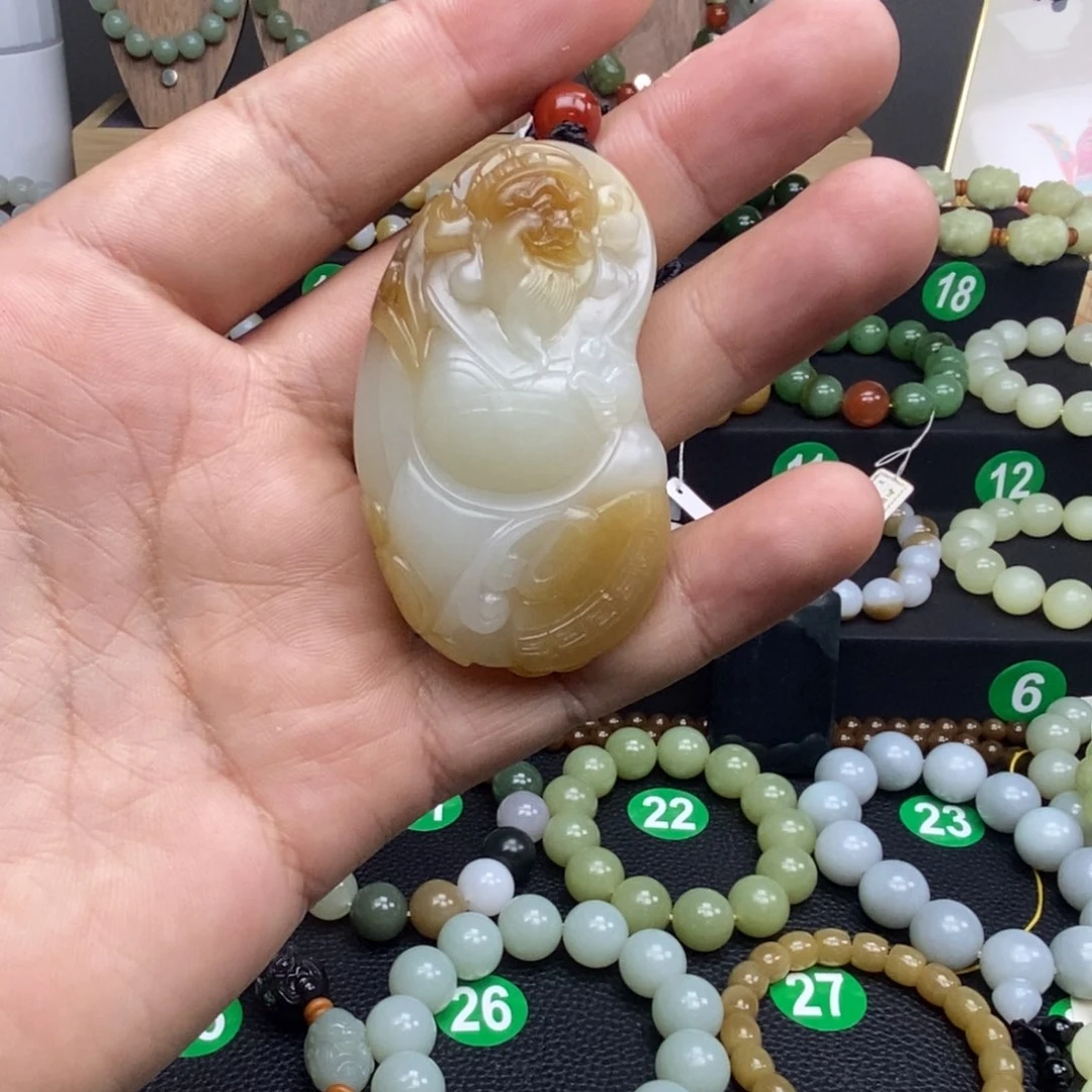 和田玉（糖玉）把件未镶嵌