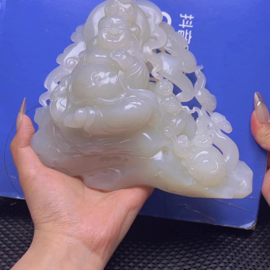 和田玉未镶嵌挂件海*人