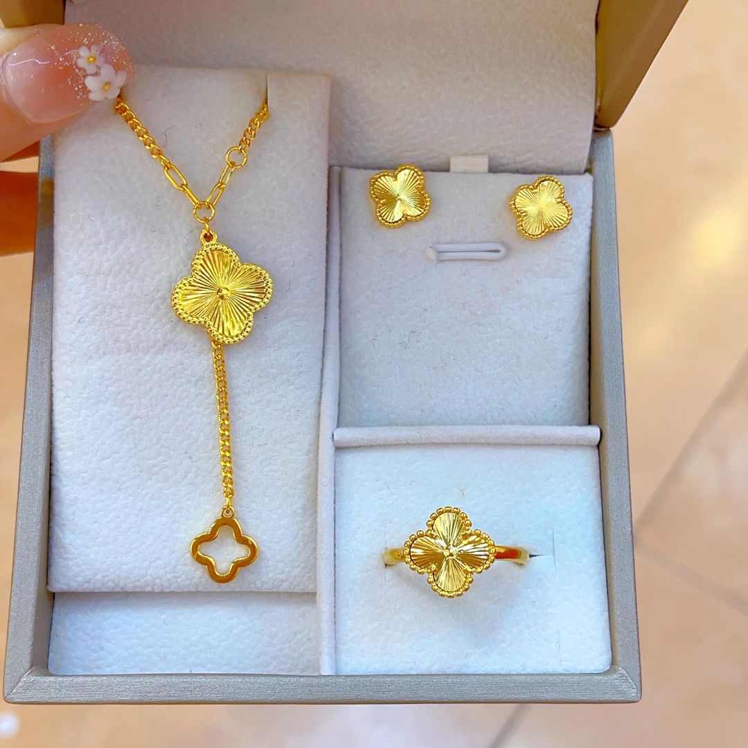 钛钢项链 535新款三件套首饰耳环项链戒指爆款白搭时尚金色