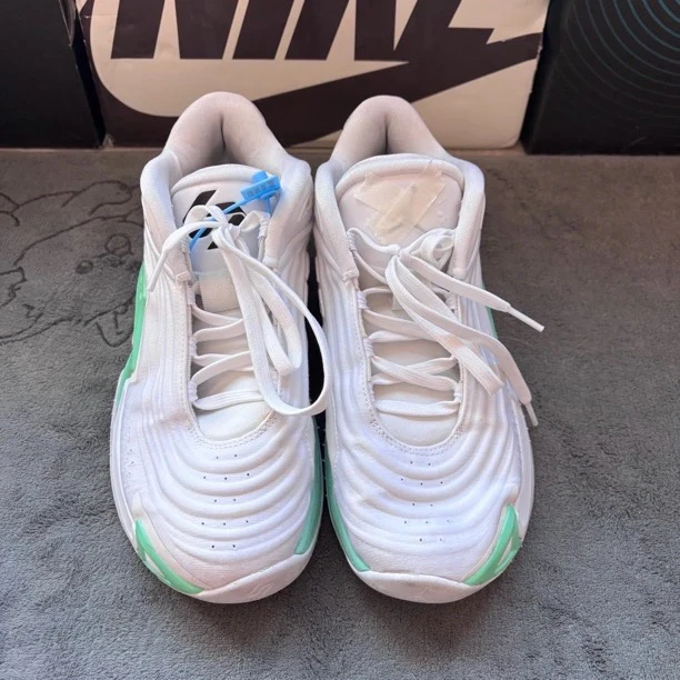 卢卡3代 白绿色 42码