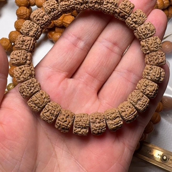 猴头核桃手串金刚