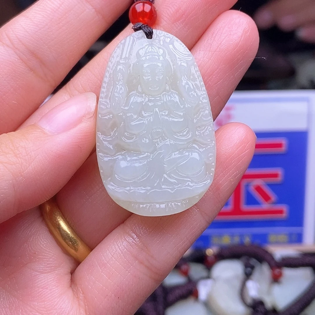 颈饰未镶嵌和田玉