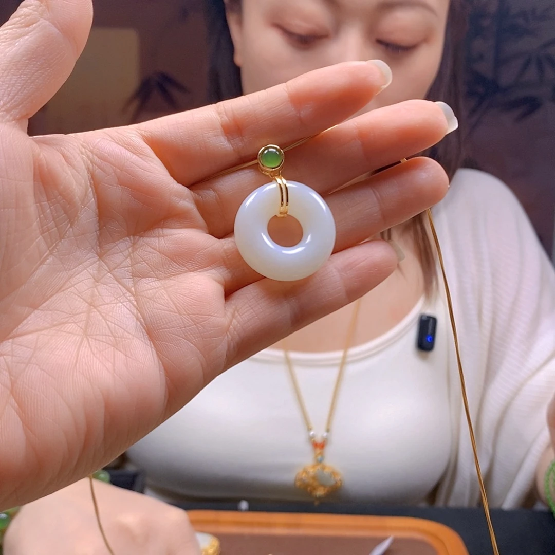 和田玉银S925镶嵌颈饰