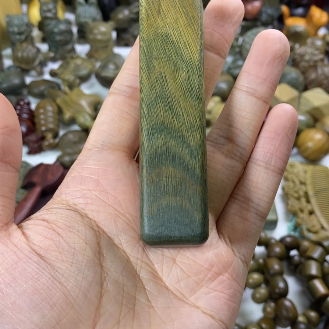 用***0木绿檀木料手把件