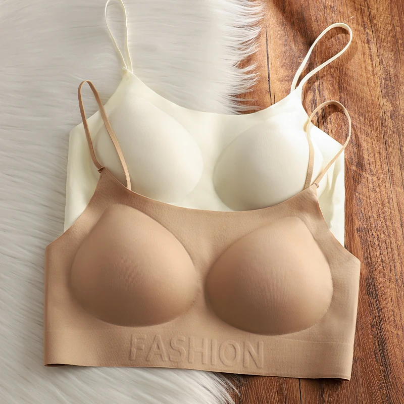 粉底液无痕内衣女小胸聚拢显大隐形不透一体背心U型美背文胸夏季