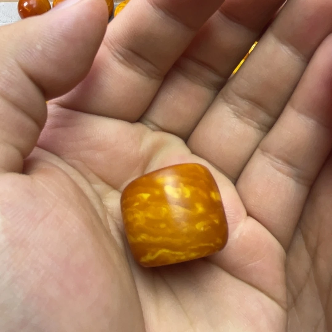 蜜蜡未镶嵌吊坠(不含链)