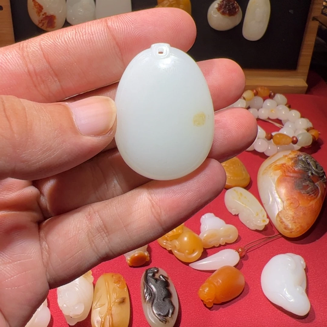 和田玉未镶嵌手绳