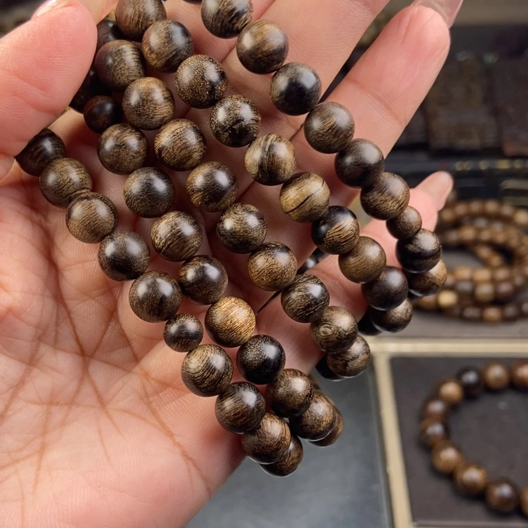 沉香手串二*哥越南芽庄白棋留疤