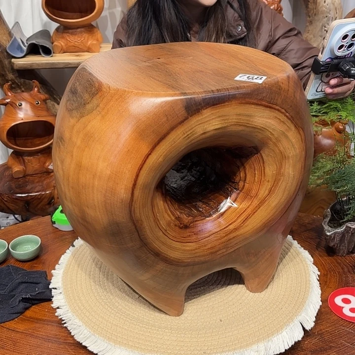 香樟木香樟木根雕凳子一物一拍编号768长31宽30高40