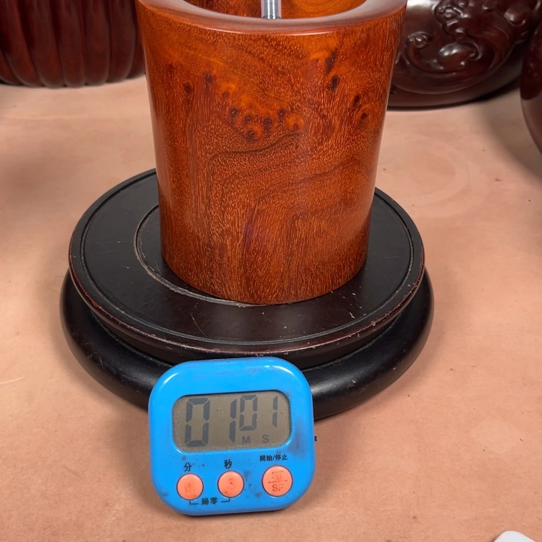 檀香木小叶紫檀笔筒