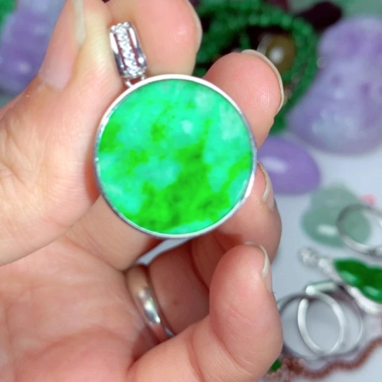 翡翠未镶嵌吊坠(不含链)