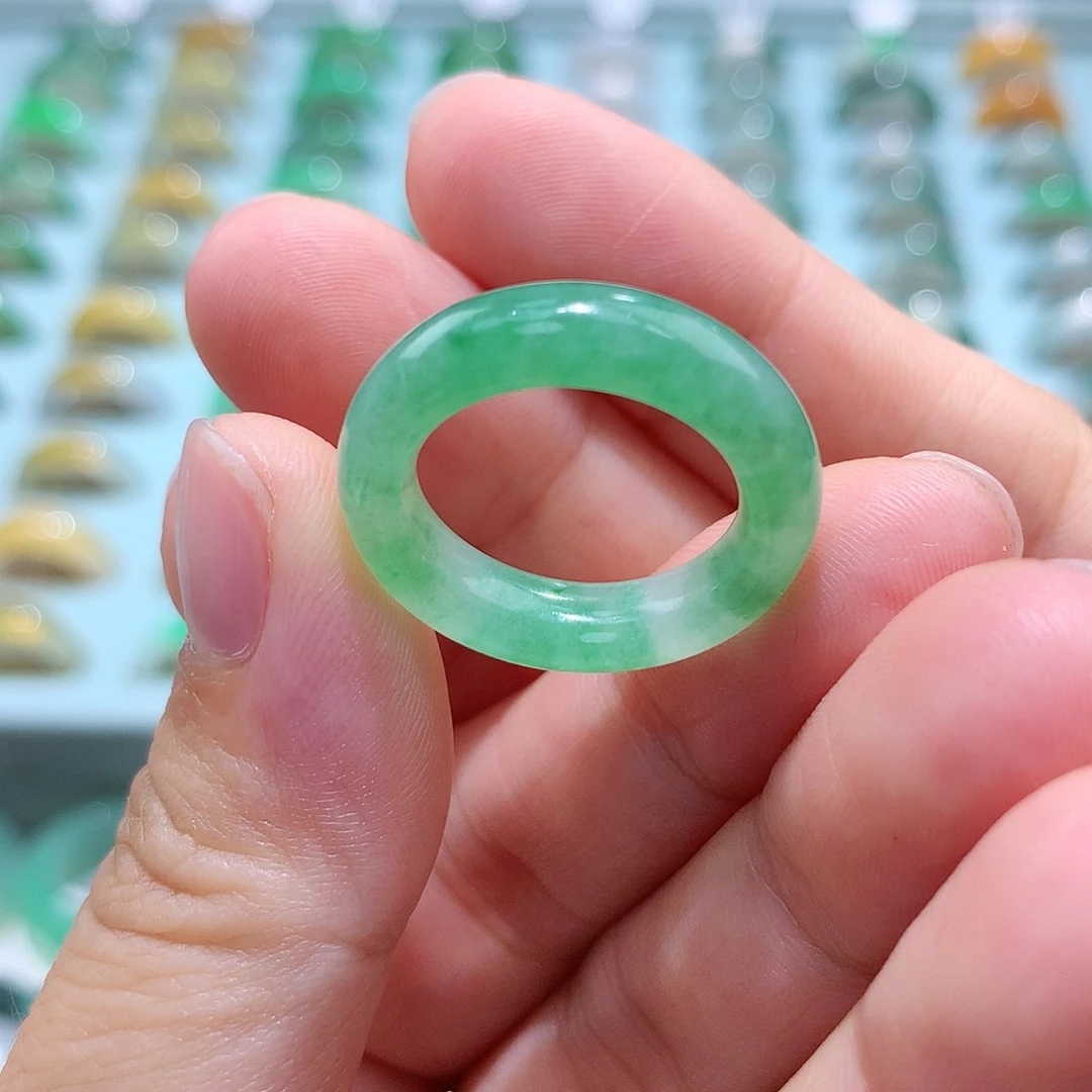 未镶嵌戒指翡翠12圈