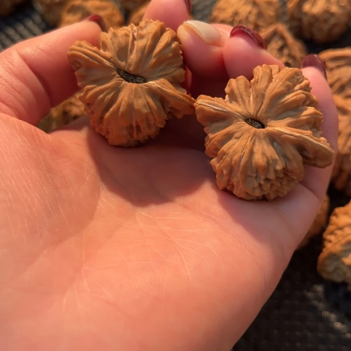 把件文玩核桃楼子