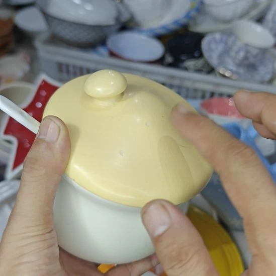 杯库存陶瓷杯碗盘微瑕介意慎拍！