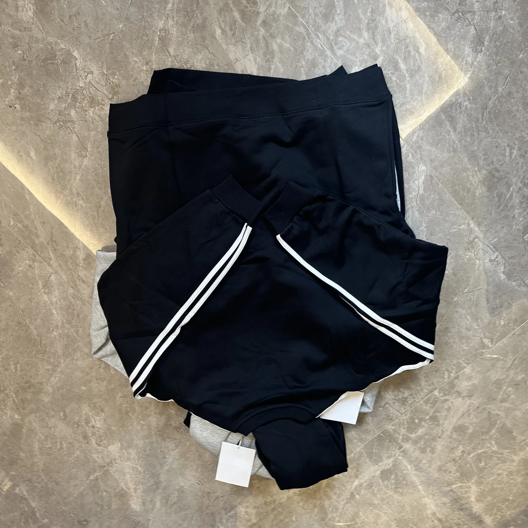 pureytalk三条圆领卫衣