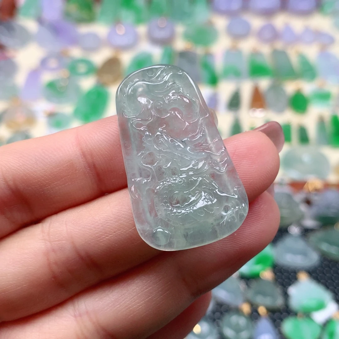 【闪购商品】翡翠吊坠(不含链)未镶嵌