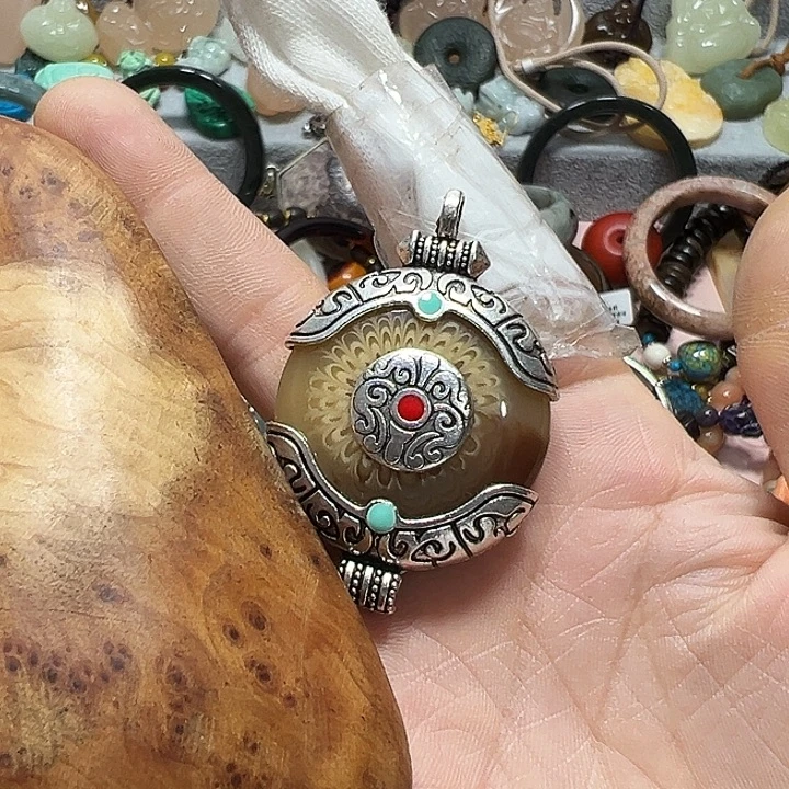 凉***青香榧木手把件手把件手把件