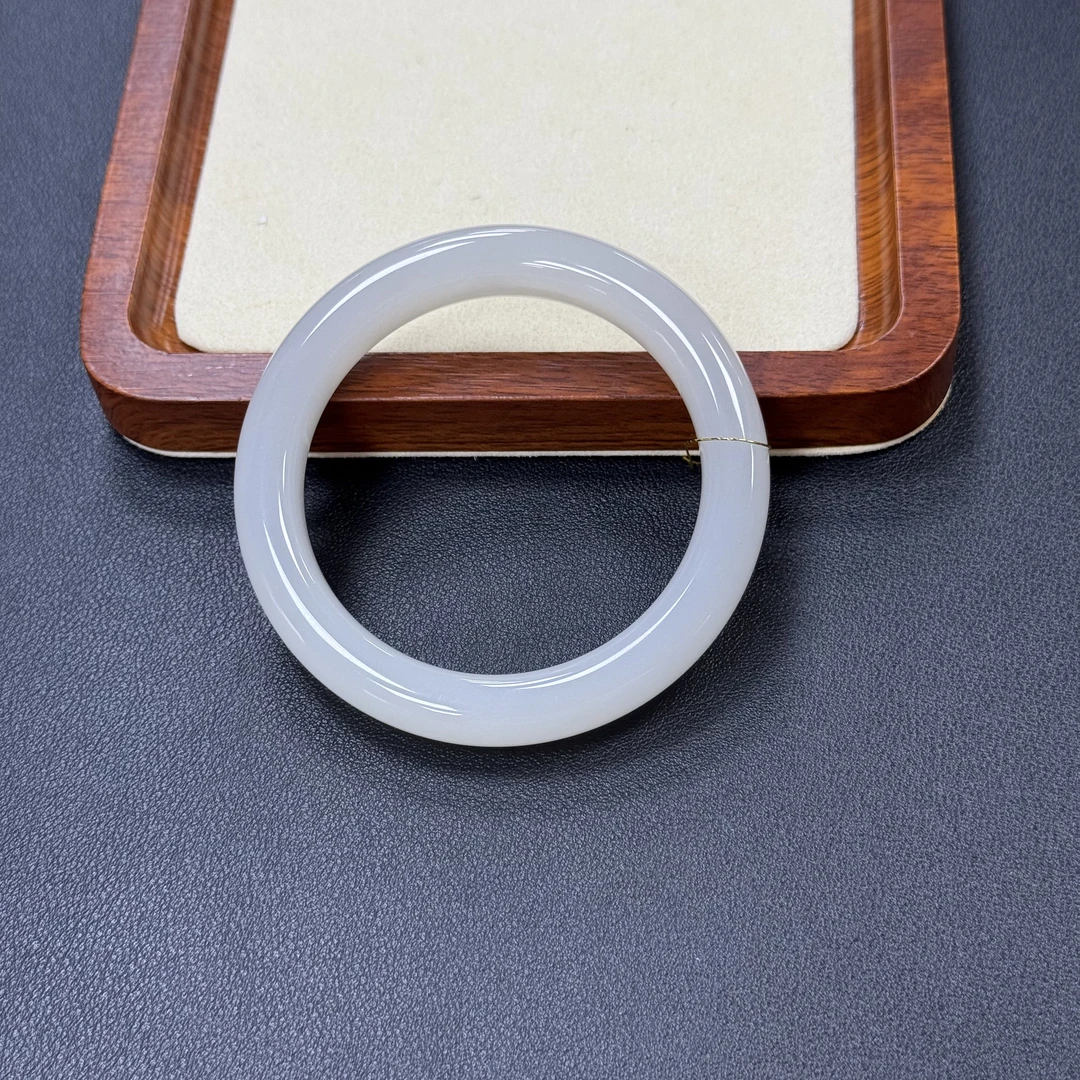 仙玉恒和田玉精品白胶冰白白月光美人手镯