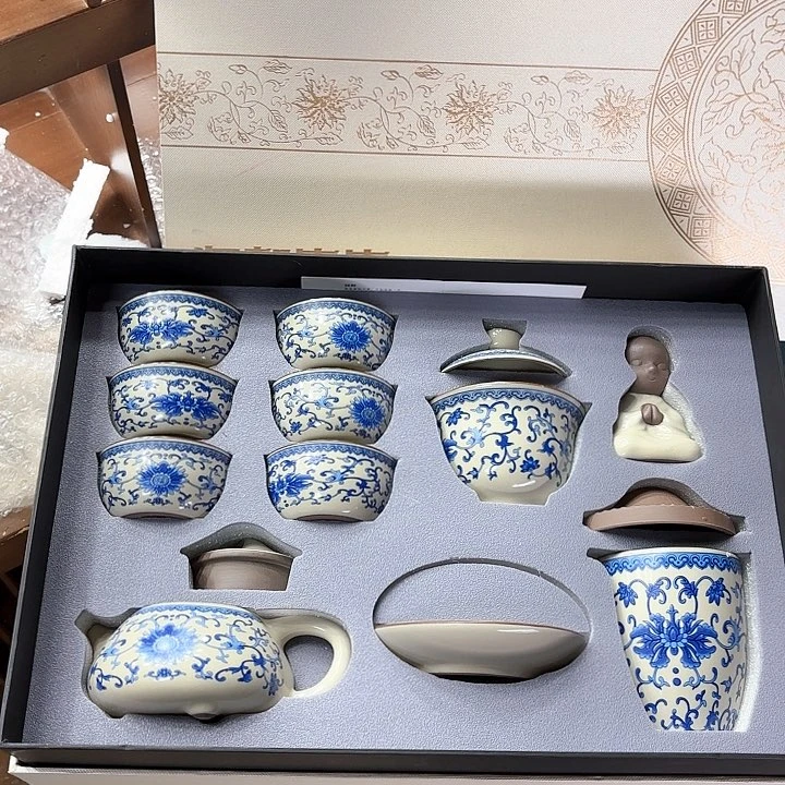 孤品茶具套装等。