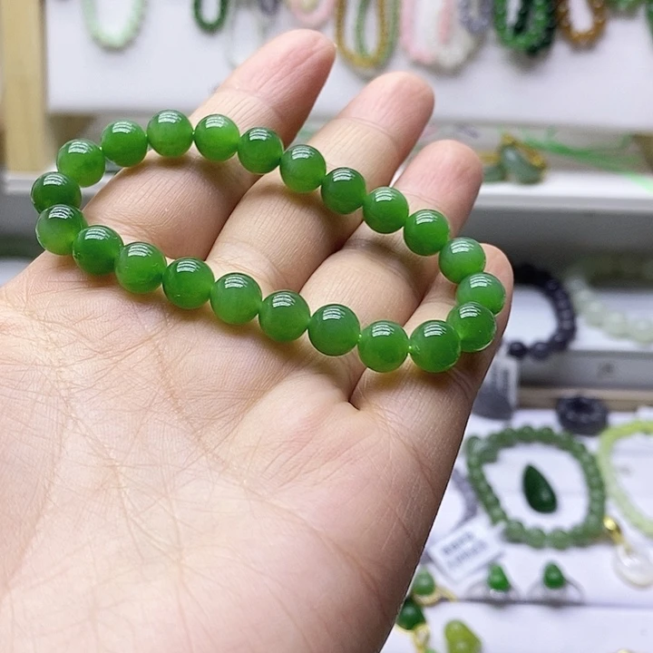 幺***林和田玉（碧玉）未镶嵌项链