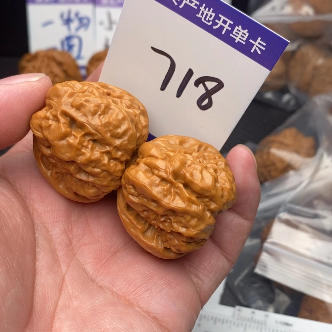 把件桃核蛤蟆37momo