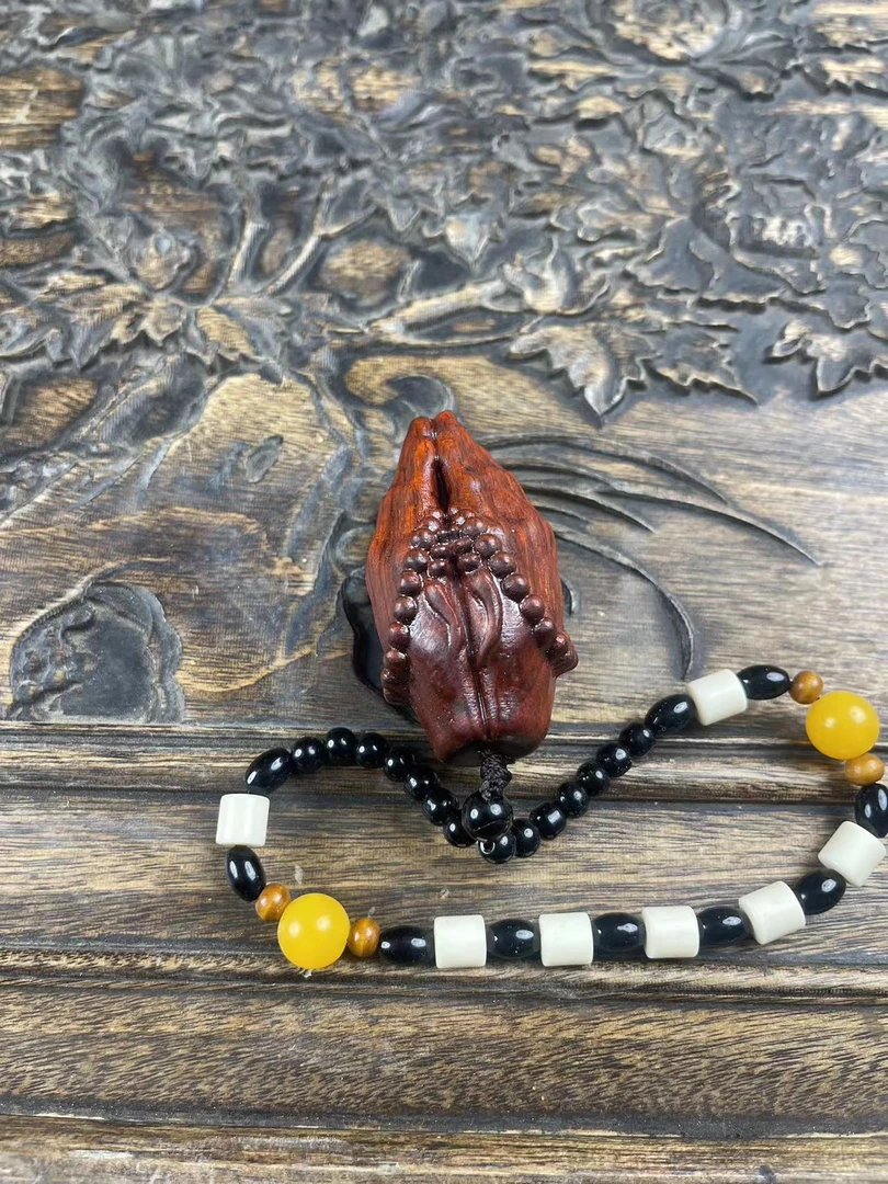 双手核实手把件滴血莲花菩提