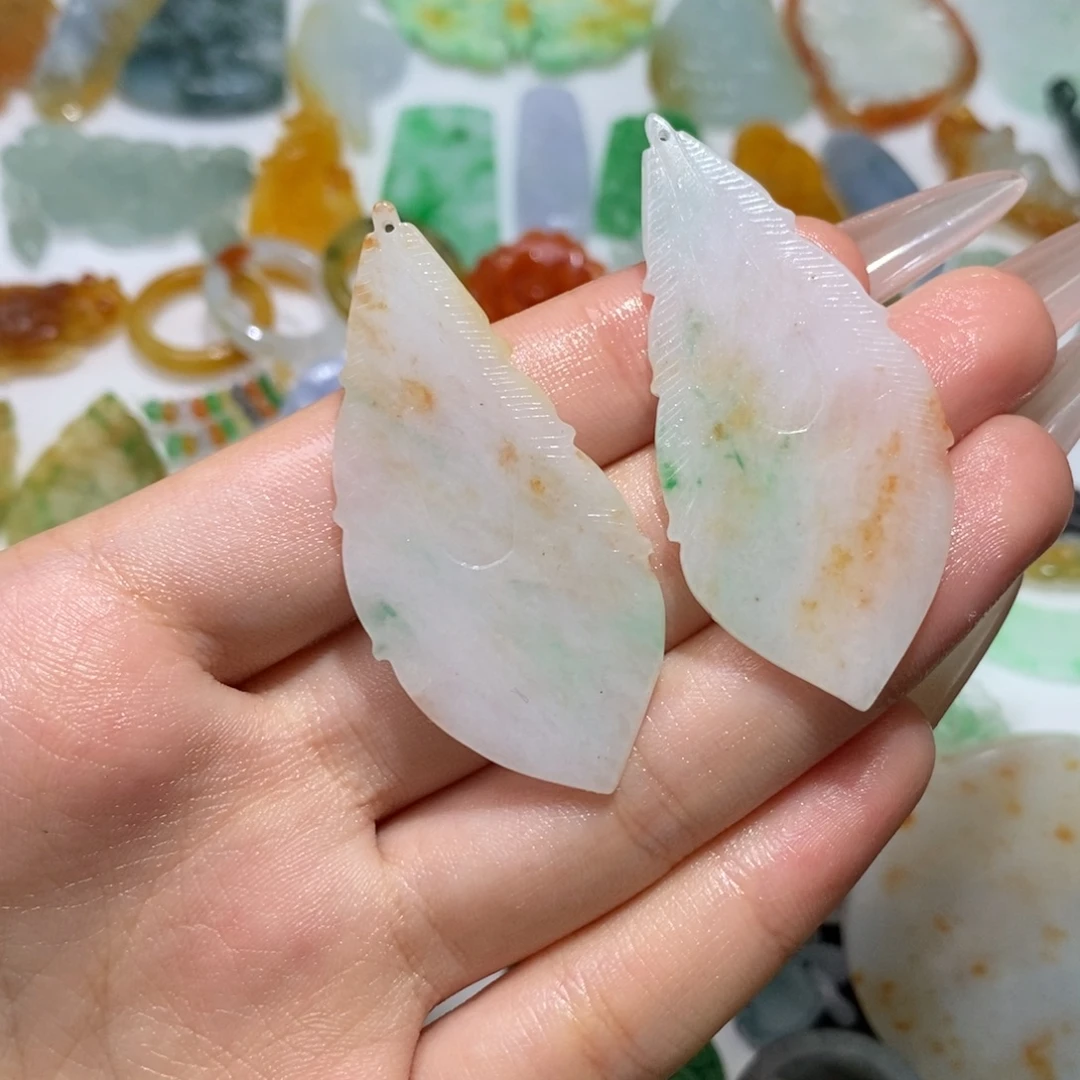 定制翡翠未镶嵌耳饰