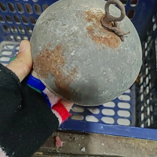 M***肉陶瓷精美摆件（不退换，微瑕的）