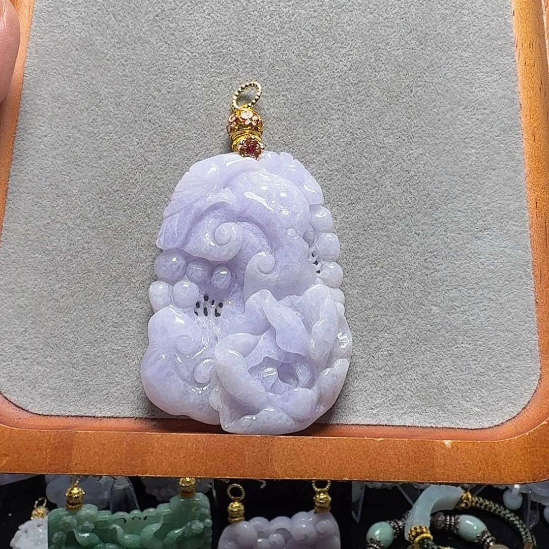 吊坠(赠链)未镶嵌翡翠