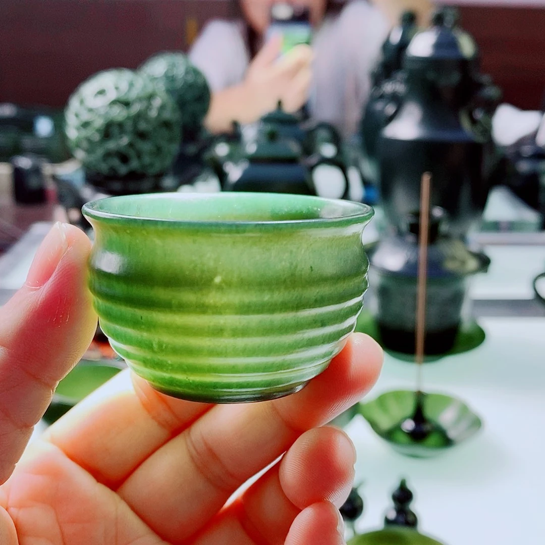 未镶嵌和田玉(青玉)摆件