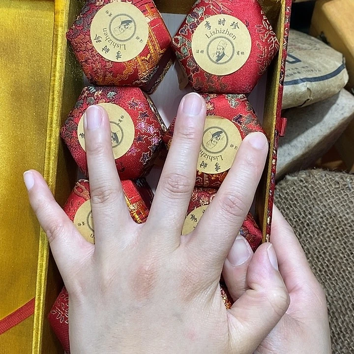 紫砂1。。。。。。。。。。。。。。。。。