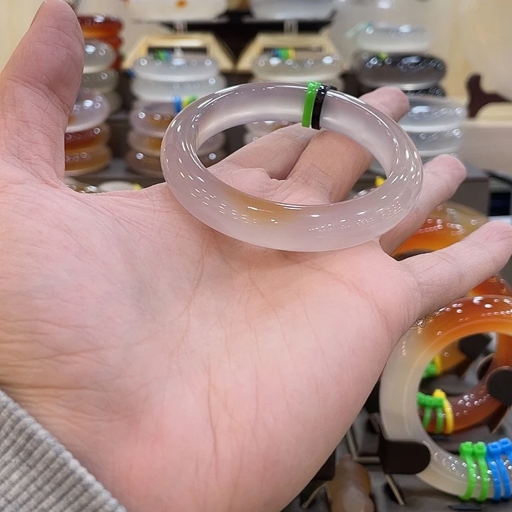 玛瑙/玉髓未镶嵌手镯23