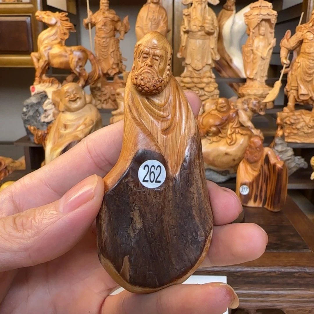 崖柏小木匠艺雕一物一拍