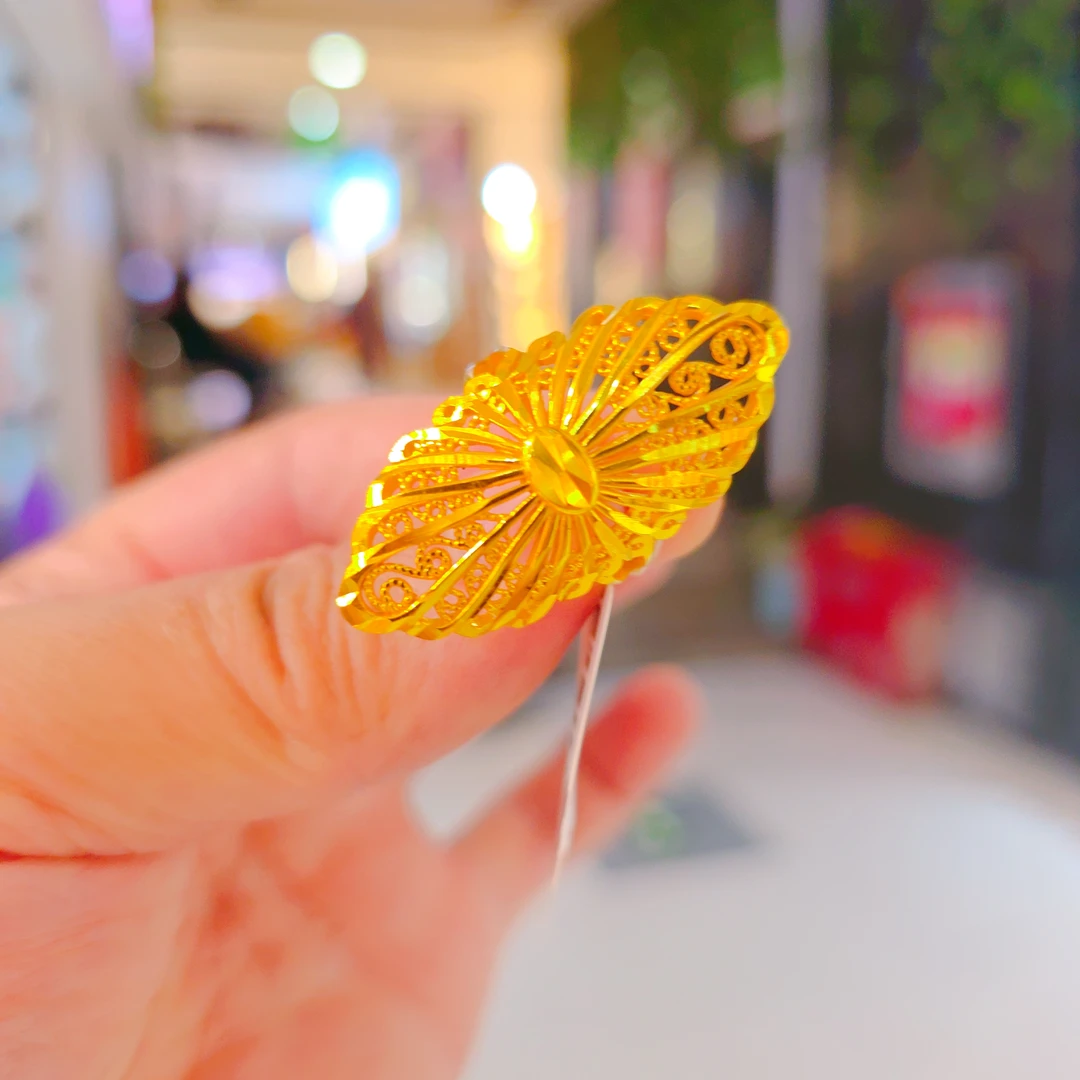 铜合金合成锆石戒指 民族风指环精致金色女士植مەڭگۈ ئۆزگەرمەيدۇ