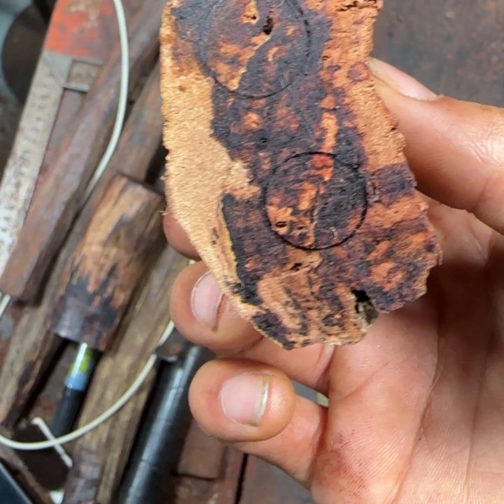 木子*丶定制手串降真香