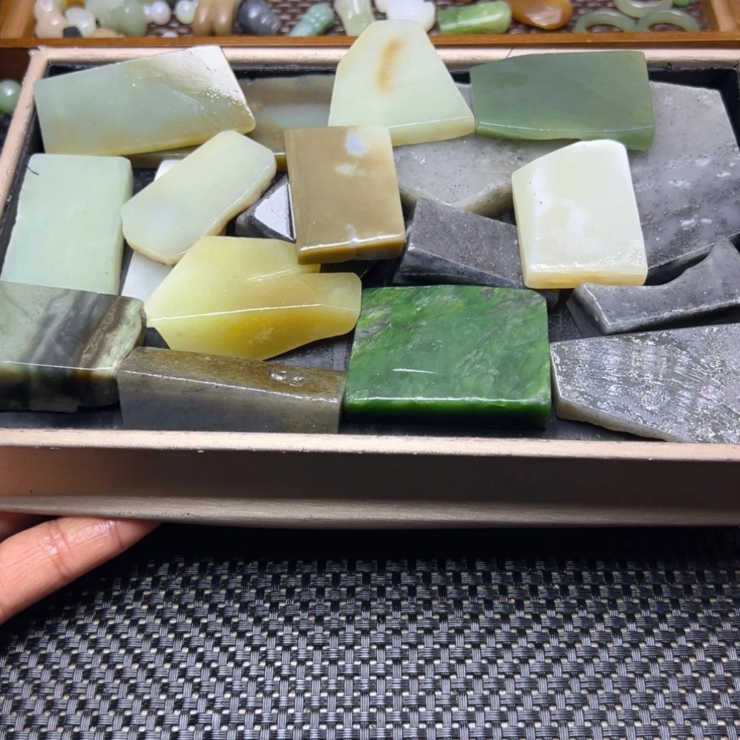 和田玉（糖玉）未镶嵌珠宝半成品