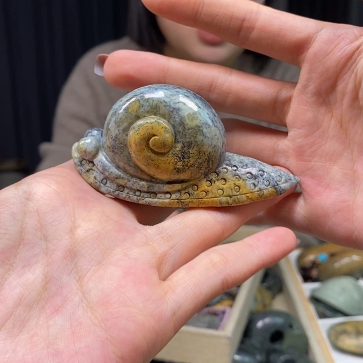 岫岩河磨玉（透闪石质玉）颈饰未镶嵌