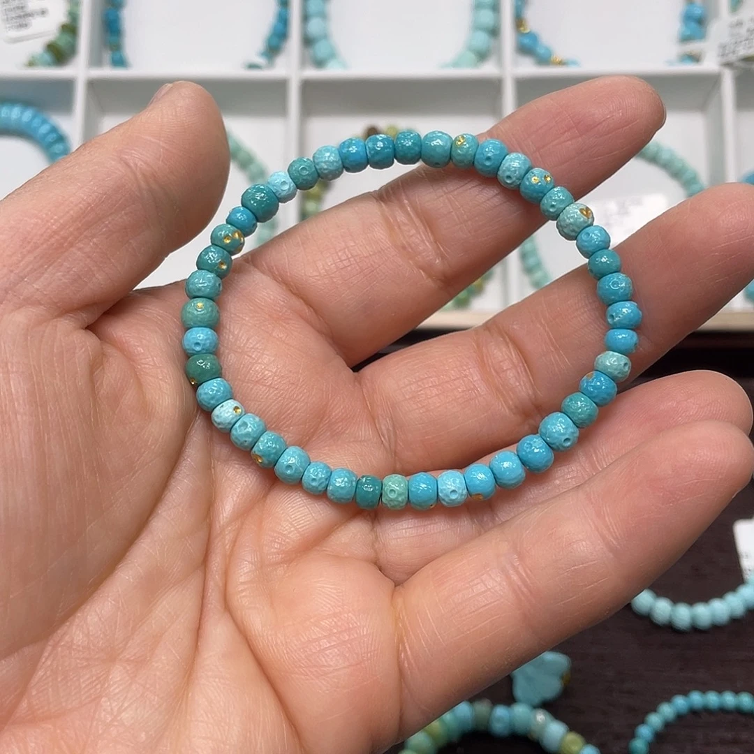 绿松石未镶嵌珠宝奇石026