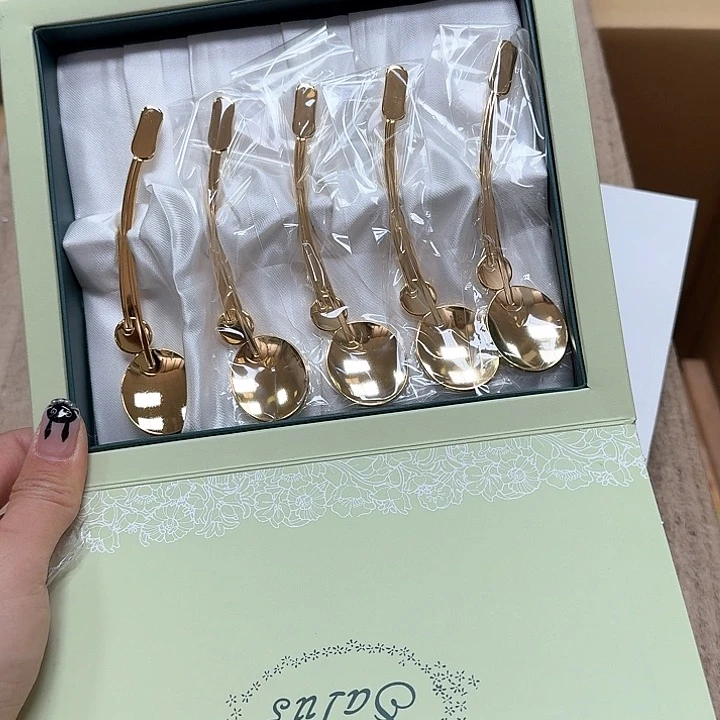 噗哈哈哈哈哈哈哈哈哈我的