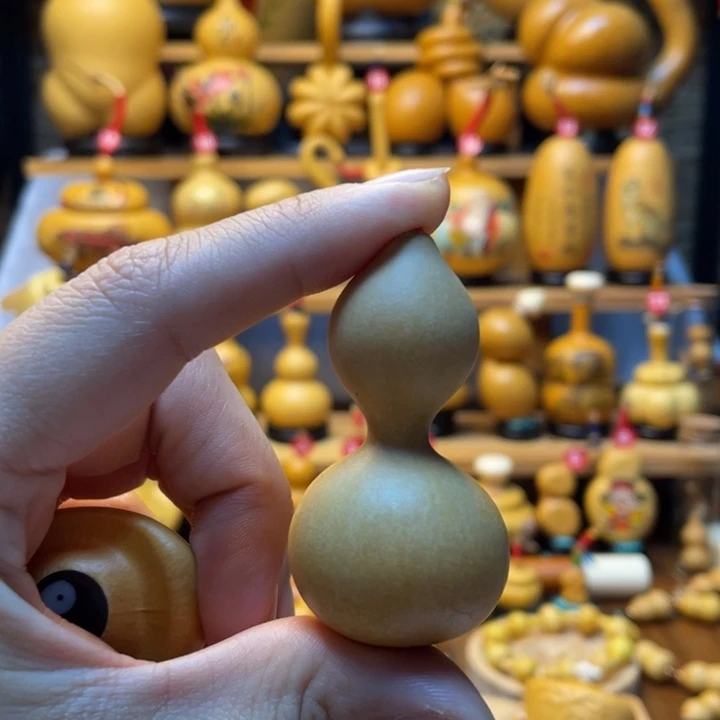 ?****雨天然葫芦自然生长天