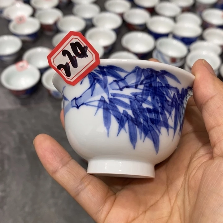 杯张学鸿老师青花釉里红微瑕